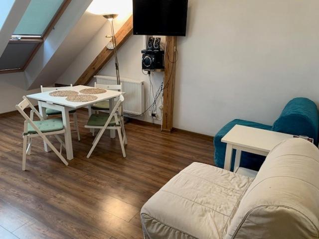 Sky View Condo In Tarnowskie Gory Exterior photo